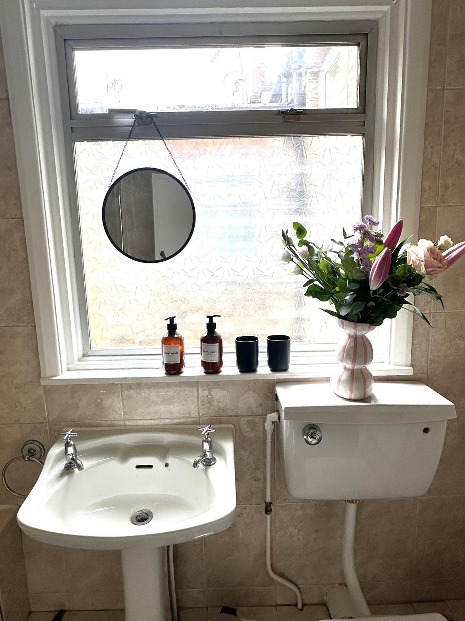 Charming, Renovated Residence In Willesden Green Londres Exterior foto